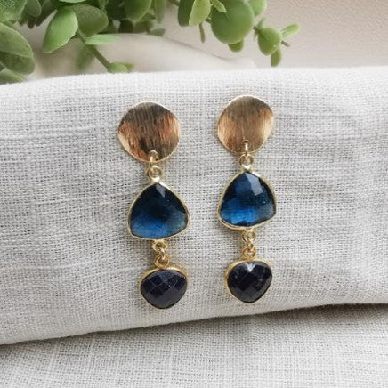 London blue Topaz with Dark Blue Sapphire