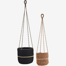 Load image into Gallery viewer, Hanging seagrass basket - Black
