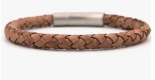 Load image into Gallery viewer, &#39;by Julian&#39; Mens Braided Natural Tan Leather Kepang Bracelet (Medium)
