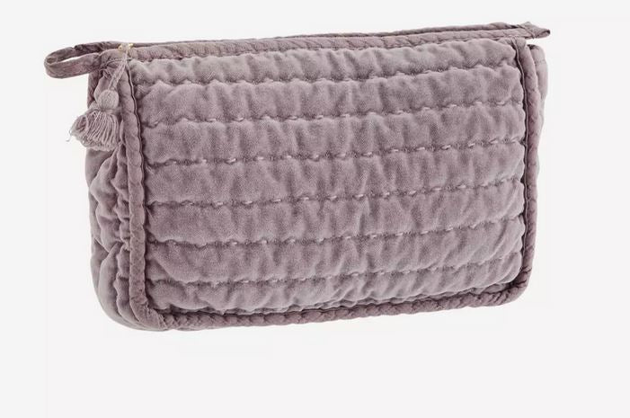 Quilted dusty lilac velvet washbag