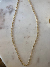 Load image into Gallery viewer, 18k Gold Paper Chain Necklace
