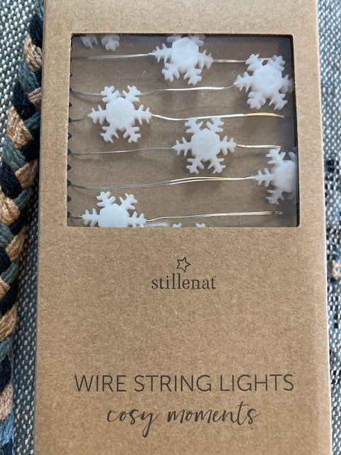 Wire string lights 20 snow crystals for indoor